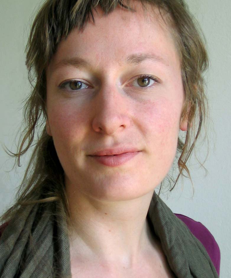  Barbara Yelin